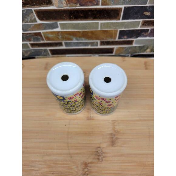 Vintage Salt Pepper Shakers Calico Daisy, Retro Gift - Picture 4 of 4